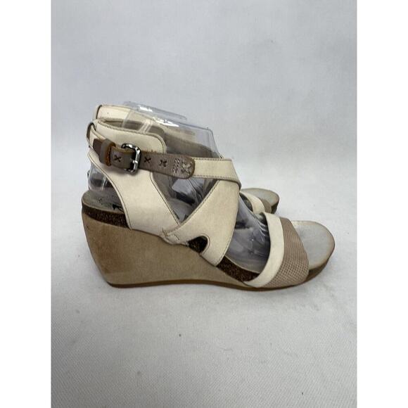 OTBT Freedom Wedge Leather Strappy Sandals Women's Size 10M - Picture 6 of 11
